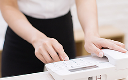 振動(dòng)輸送機(jī)-直線篩-搖擺篩-振動(dòng)篩-新鄉(xiāng)市寶迪機(jī)械設(shè)備廠家